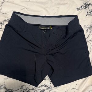 Under Armour black golf Shorts